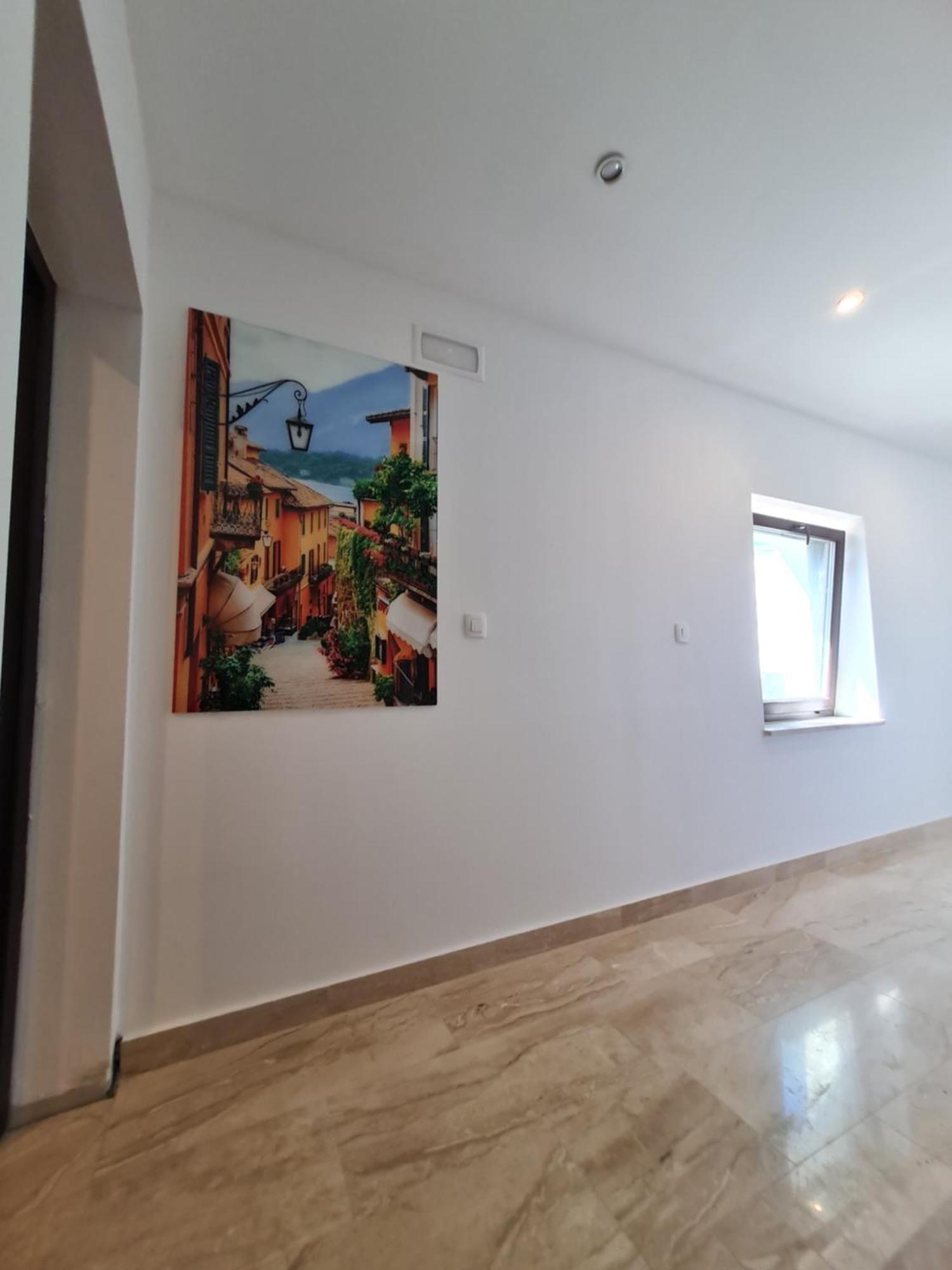 Azzurro Luxury Rooms โตรกีร์ ภายนอก รูปภาพ
