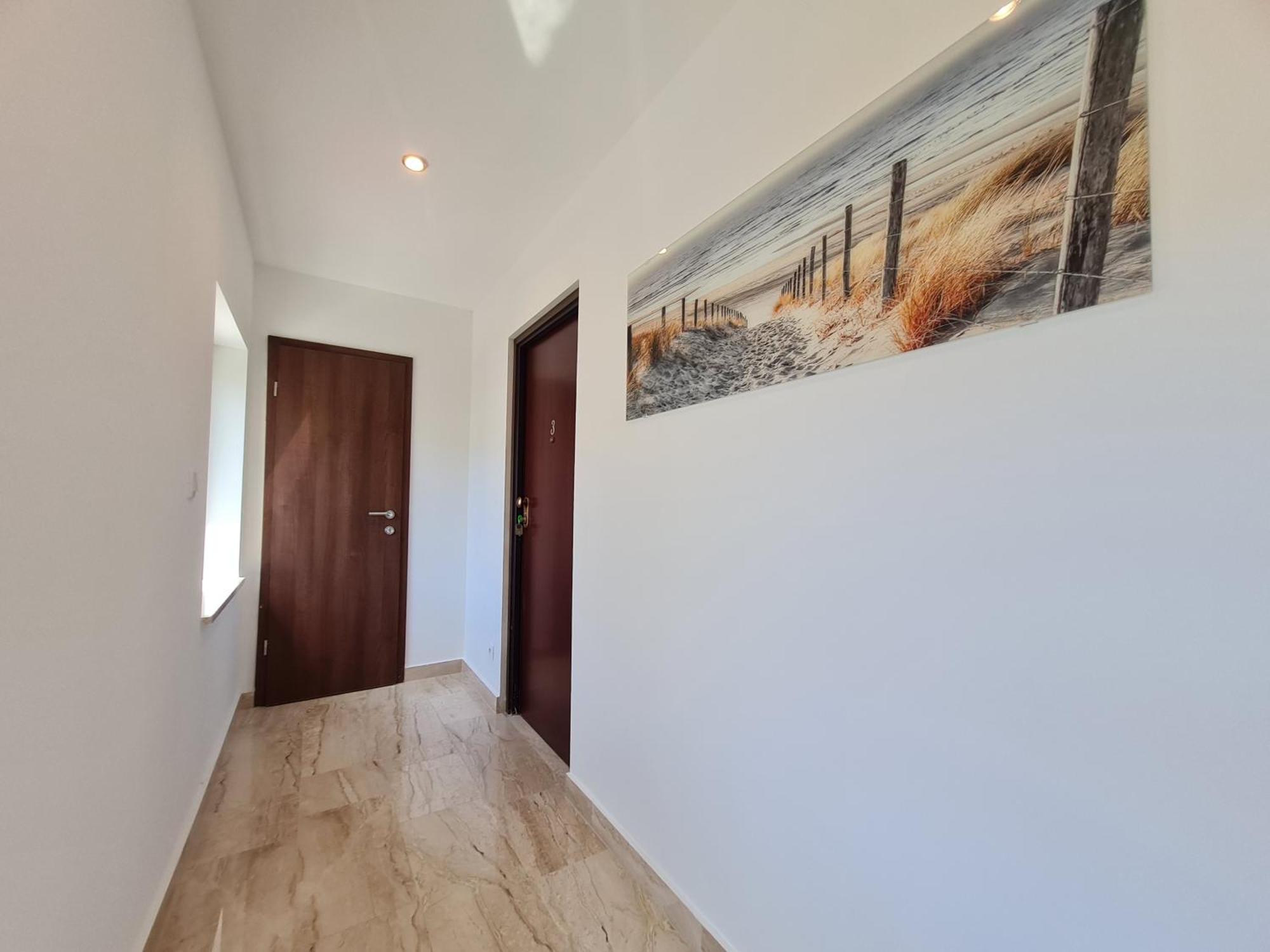 Azzurro Luxury Rooms โตรกีร์ ภายนอก รูปภาพ